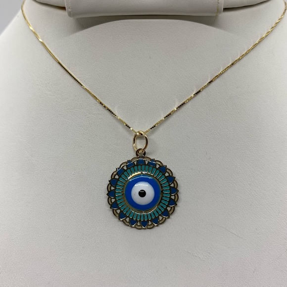 10K Gold Evil Eye Box Chain Necklace - Picture 9 of 11